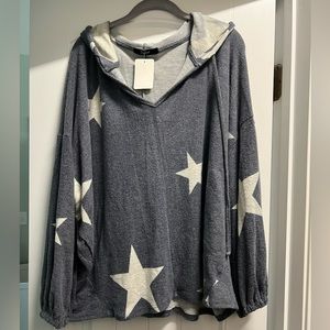 NEVER WORN super soft pull over. XL